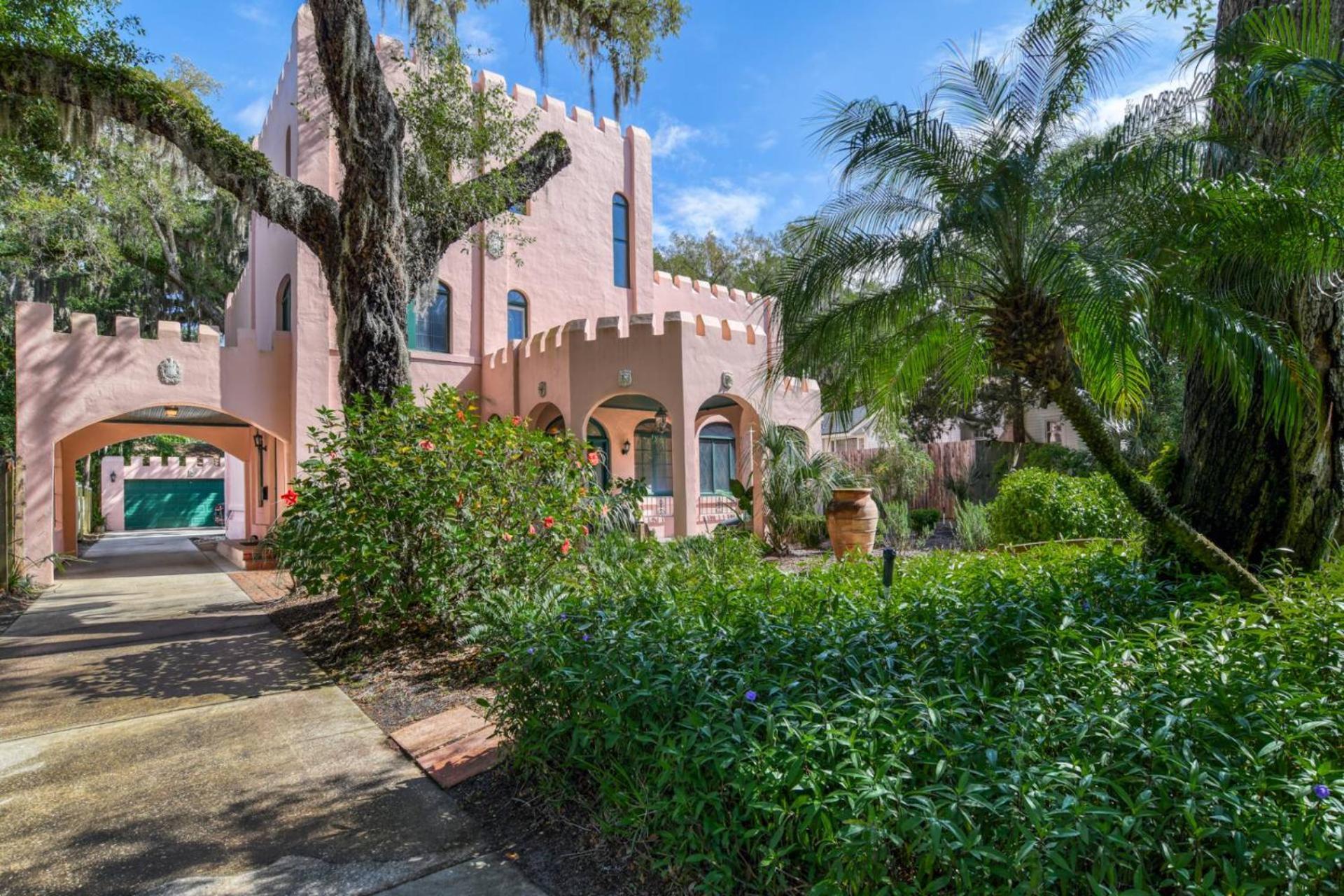 Pillars Castle Villa Сент Августин Екстериор снимка