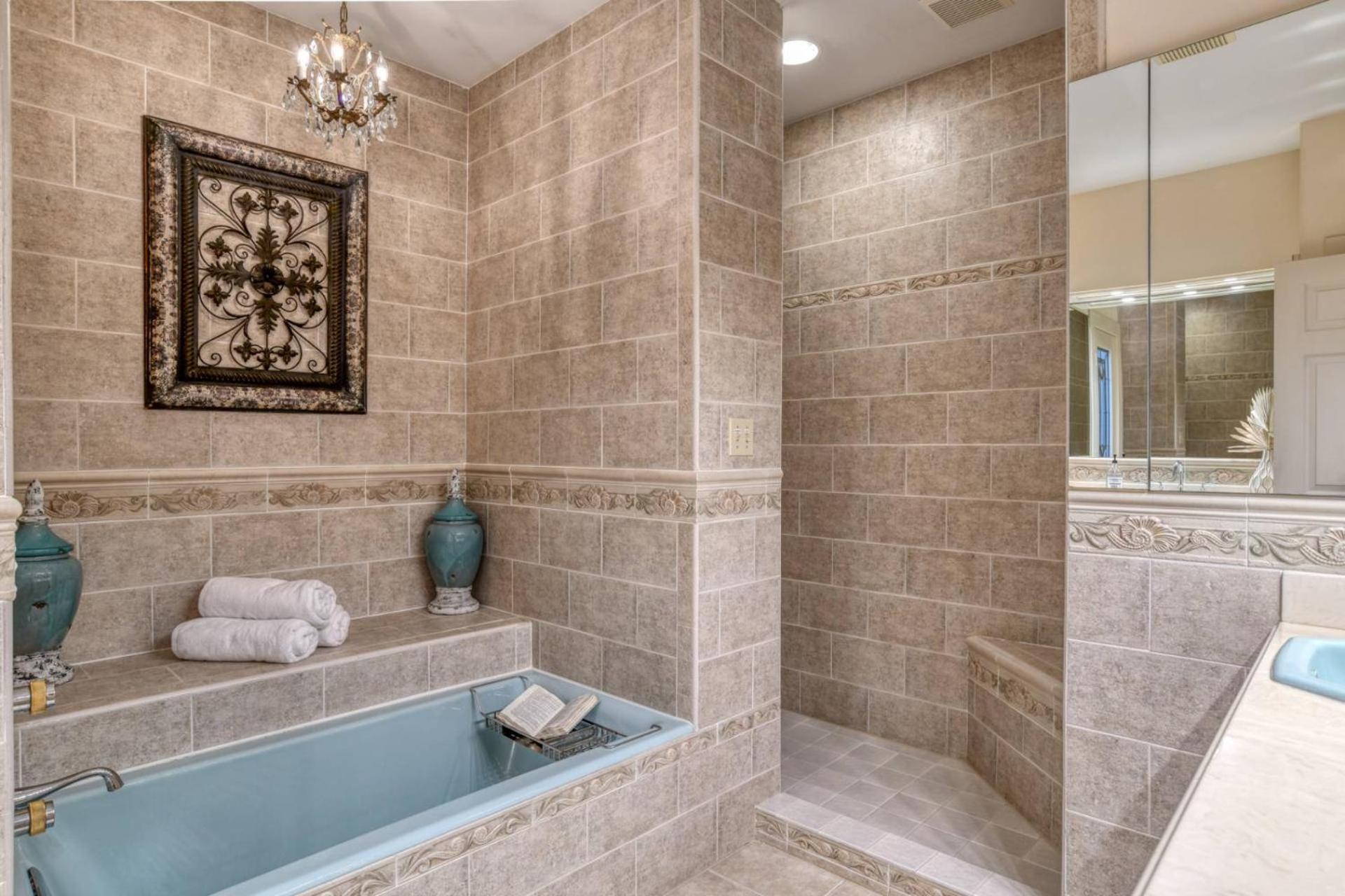Pillars Castle Villa Сент Августин Екстериор снимка